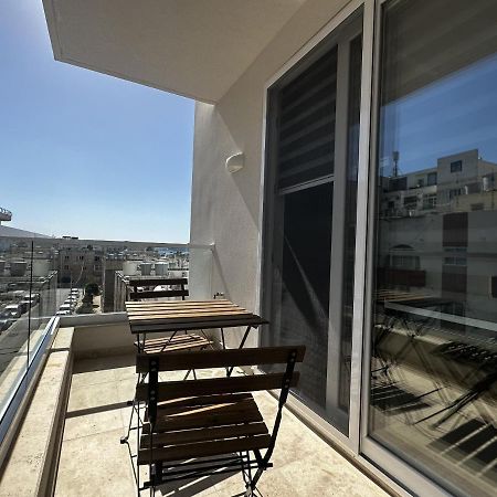 Qawra Holiday Apartment Сейнт Полс Бей Екстериор снимка